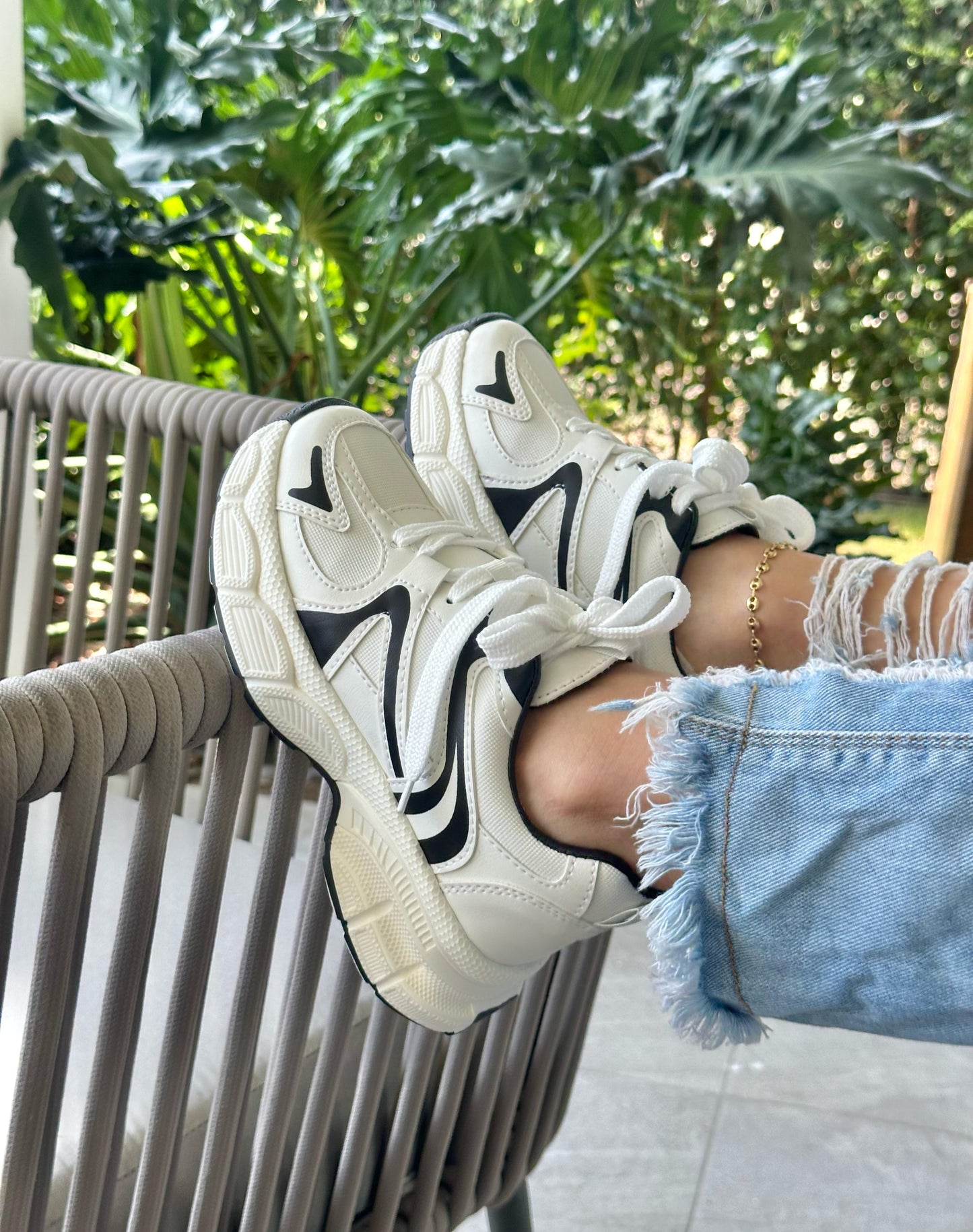 Tenis V609 Shantal 👟✨